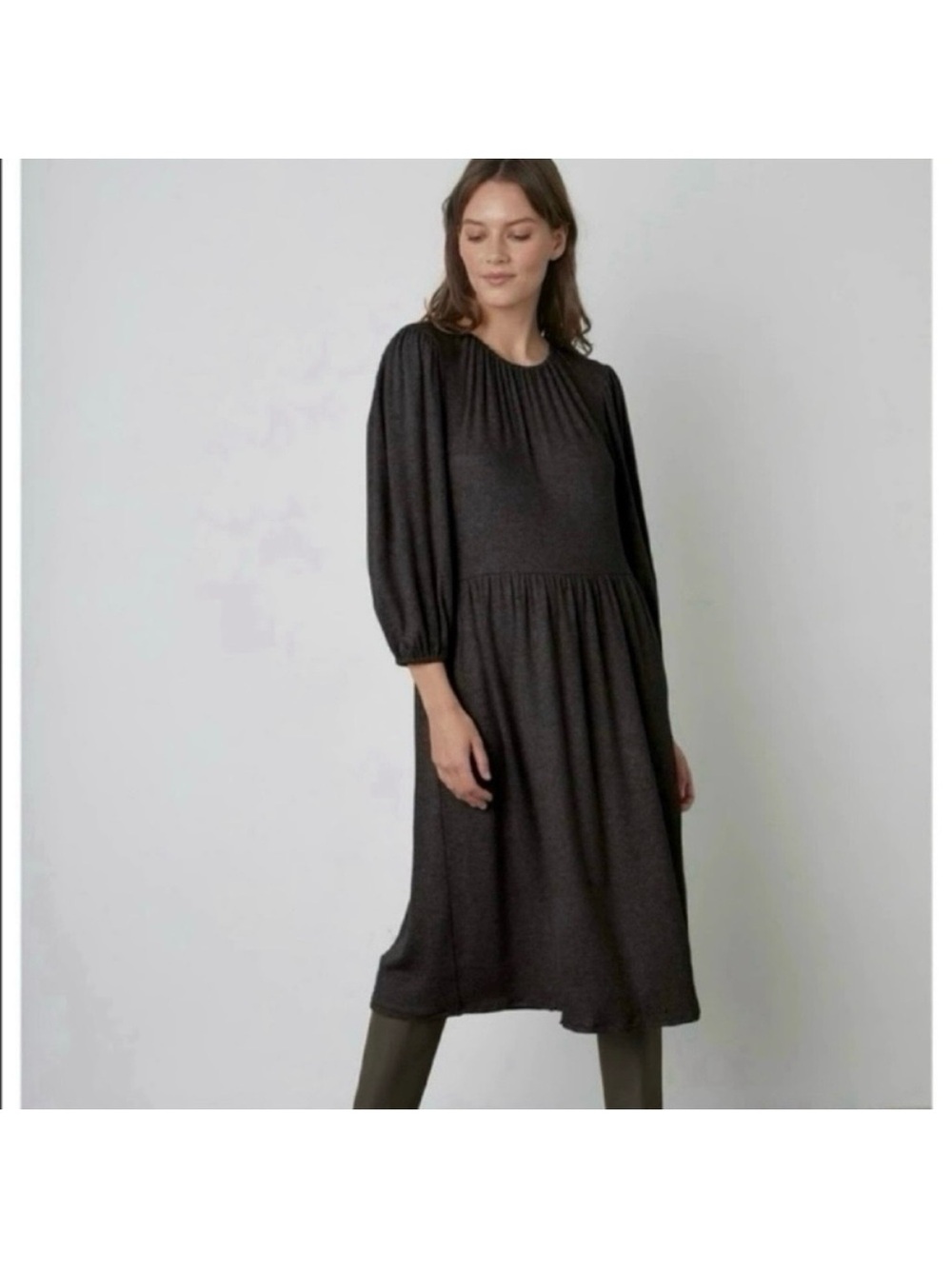 Anthropologie Velvet by Graham & Spencer Scarlet Dark Gray Soft Sweater Dress